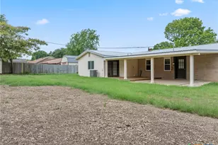 607 Nancy Ann St, Hamilton, TX 76531 - Photo 22