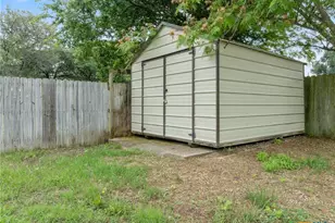 607 Nancy Ann St, Hamilton, TX 76531 - Photo 24