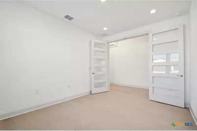 104 Wild Honeysuckle Way, San Marcos, TX 78666 - Photo 16