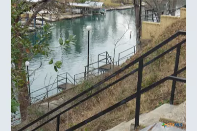 1641 Kuehler  #5, New Braunfels, TX 78130 - Photo 20