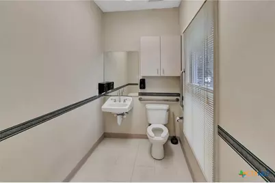 8410 Fm 236, Victoria, TX 77905 - Photo 8