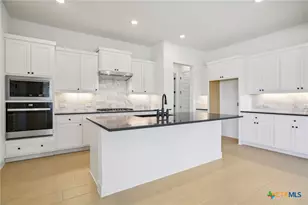 1851 Dancing Oak Ln, San Marcos, TX 78666 - Photo 18
