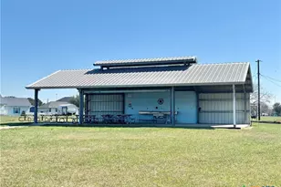 491 Carancahua Blvd, Palacios, TX 77465 - Photo 30