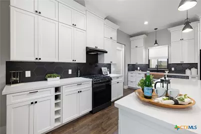 537 Compass Rose, Canyon Lake, TX 78133 - Photo 6