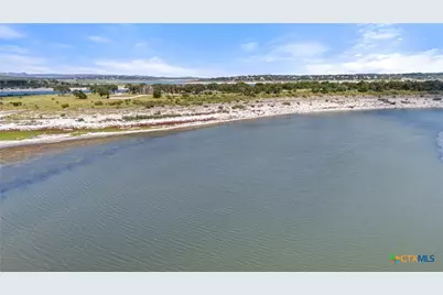 110 Enigma Avenue, Spring Branch, TX 78070 - Photo 16