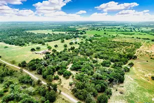 1494 County Rd 433, Stockdale, TX 78160 - Photo 40