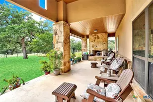 1494 County Rd 433, Stockdale, TX 78160 - Photo 6