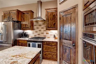 1494 County Rd 433, Stockdale, TX 78160 - Photo 18