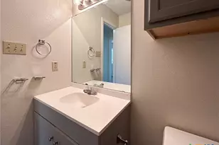 2211 Barry Dr, Killeen, TX 76543 - Photo 2