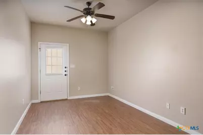 165 S Guadalupe Street #214, San Marcos, TX 78666 - Photo 4