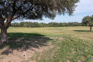 2615 Ykt Slickfield Rd, Yorktown, TX 78164 - Photo 16