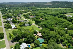 2662 Edgegrove, Canyon Lake, TX 78133 - Photo 2