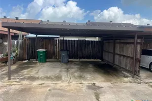 212 Versailles St, Victoria, TX 77904 - Photo 12