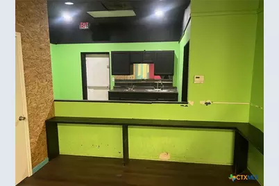 108 Cozzi Circle #L & M, Victoria, TX 77901 - Photo 4