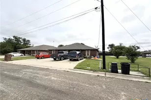 801 and 803 S Live Oak St, Lampasas, TX 76550 - Photo 6