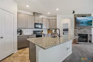 657 Bailey Park Dr, Jarrell, TX 76537 - Photo 10