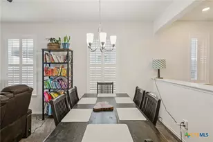 657 Bailey Park Dr, Jarrell, TX 76537 - Photo 8