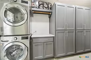 425 W Edgewater Terrace, New Braunfels, TX 78130 - Photo 18