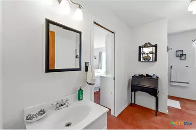 444 Wattsville Road, Luling, TX 78648 - Photo 20