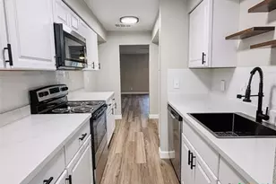 10631 Sandpiper Dr, Houston, TX 77096 - Photo 2