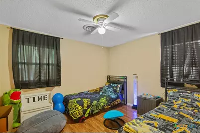 203 Yorkshire Lane, Victoria, TX 77904 - Photo 16