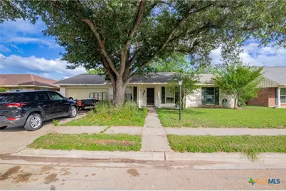 203 Yorkshire Lane, Victoria, TX 77904 - Photo 1