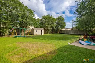 203 Yorkshire Ln, Victoria, TX 77904 - Photo 22