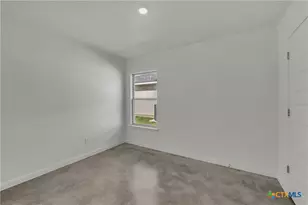 902 Cherry Laurel Dr, Killeen, TX 76543 - Photo 14