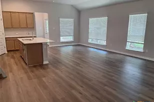 504 Story Ave, Florence, TX 76527 - Photo 2