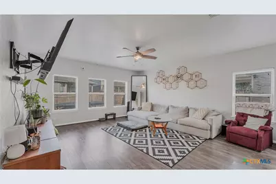 1944 Eastern Finch, New Braunfels, TX 78130 - Photo 10