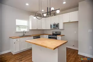 193 Powderhorn Ln, Port Lavaca, TX 77979 - Photo 12