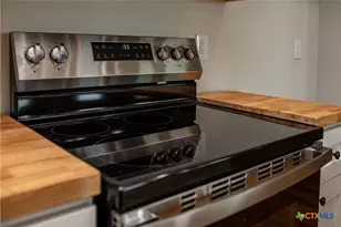 193 Powderhorn Ln, Port Lavaca, TX 77979 - Photo 18