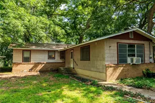 1229 Lone Star Dr, New Braunfels, TX 78130 - Photo 10