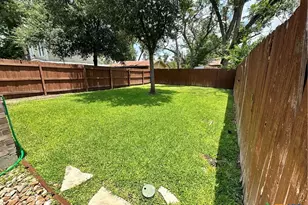 362 E Faust St, New Braunfels, TX 78130 - Photo 20