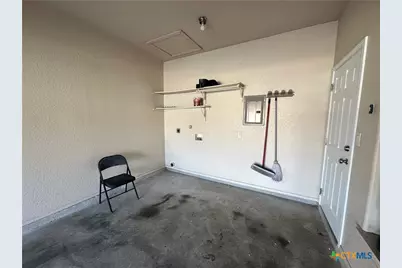 362 E Faust Street, New Braunfels, TX 78130 - Photo 22