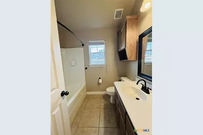 301 Winston Drive, Gatesville, TX 76528 - Photo 14