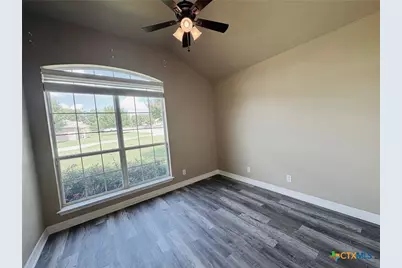 301 Winston Drive, Gatesville, TX 76528 - Photo 18