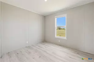 1287 County Road 402, Flatonia, TX 78941 - Photo 28