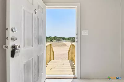 1287 County Road 402, Flatonia, TX 78941 - Photo 6
