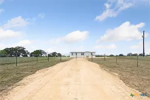 1287 County Road 402, Flatonia, TX 78941 - Photo 2