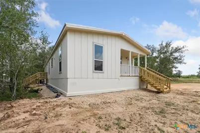 855 Roosevelt Road, Luling, TX 78648 - Photo 2