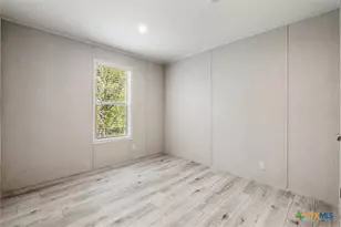 855 Roosevelt Rd, Luling, TX 78648 - Photo 30