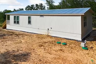 855 Roosevelt Rd, Luling, TX 78648 - Photo 36