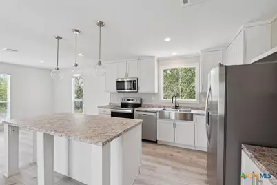 855 Roosevelt Road, Luling, TX 78648 - Photo 16