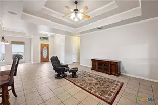 460 Shayla Ln, Canyon Lake, TX 78133 - Photo 10