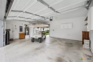 460 Shayla Ln, Canyon Lake, TX 78133 - Photo 14