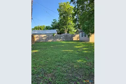 101 Alva Street, Thrall, TX 76578 - Photo 22