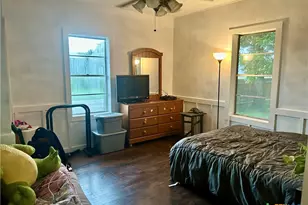 101 Alva St, Thrall, TX 76578 - Photo 8