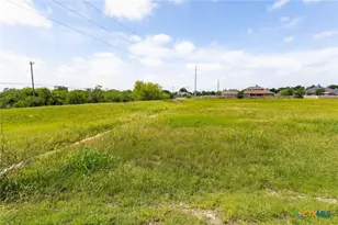 2298 Sungate Dr, New Braunfels, TX 78130 - Photo 32