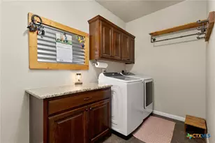 2298 Sungate Dr, New Braunfels, TX 78130 - Photo 24